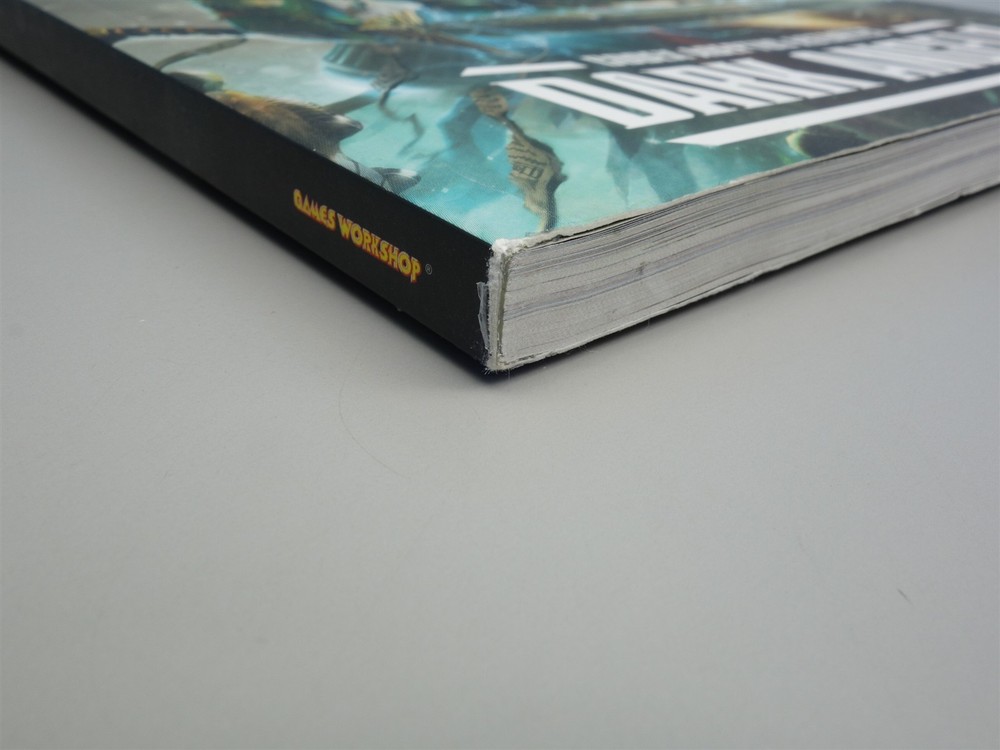 Warhammer 40k Codex Army Book - Dark Angels Space Marines (7th Edition)