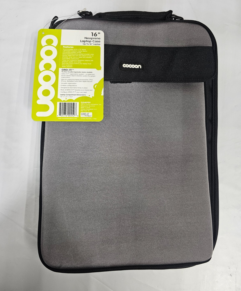 Cocoon 16" Laptop Case includes Accessory Organizer - Black - NEW