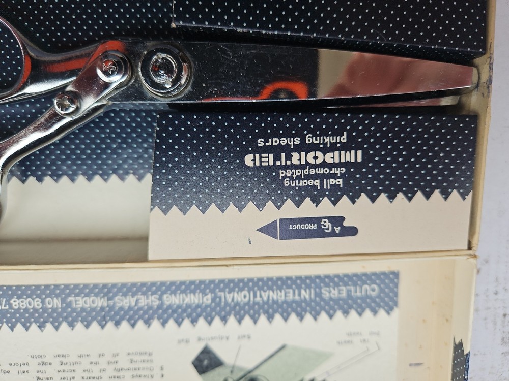 Vintage Imported from Japan CG Pinking Shears in Original Box