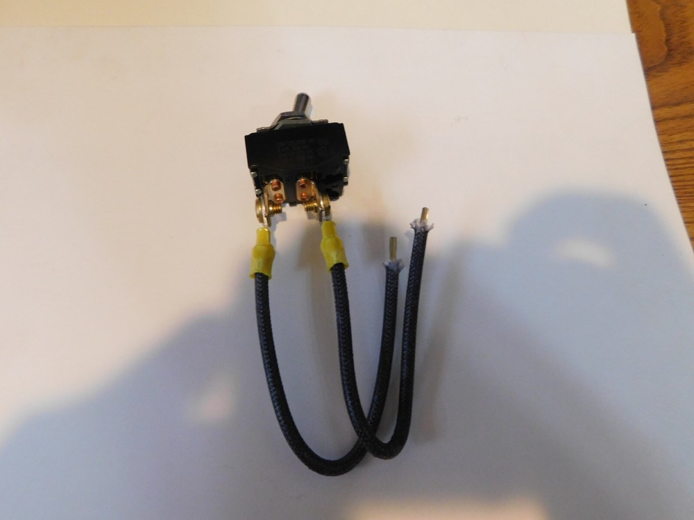 Hatco Heat Lamp Toggle Switch 20 Amp 1PST