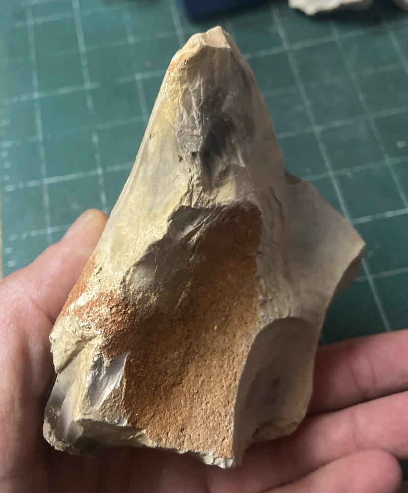 Texas Georgetown Flint Rock Dark Quality Knapping Fire Making Nice Shape 1.27 lb