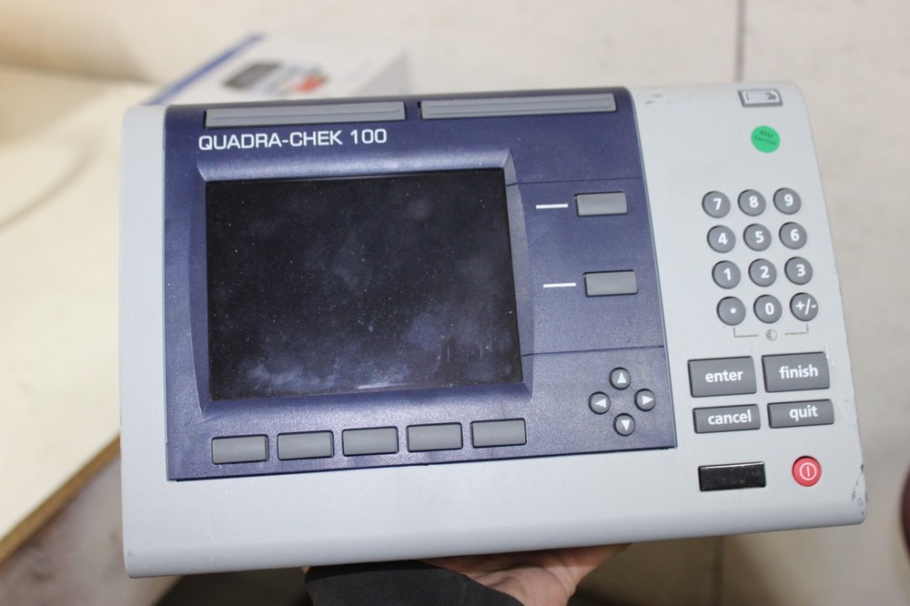 QUADRA-CHEK 100 QC120-AR DIGITAL READER