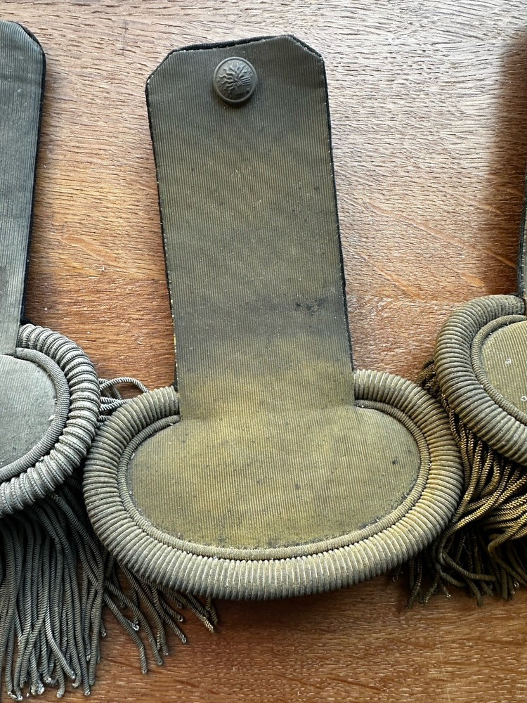 5 19th Century Officer’s Shoulders