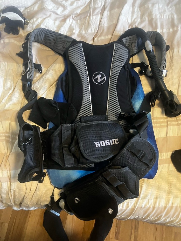 Aqualung Rogue size XL with Airsourse 3