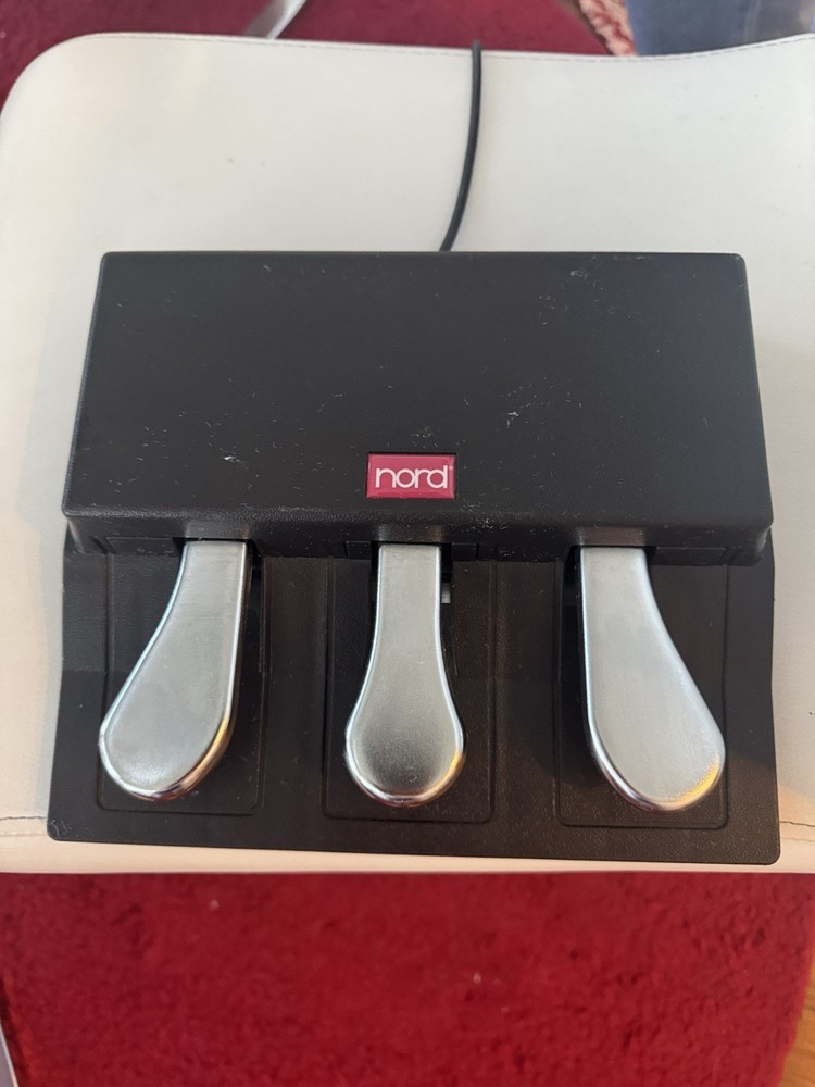 Nord Triple Pedal