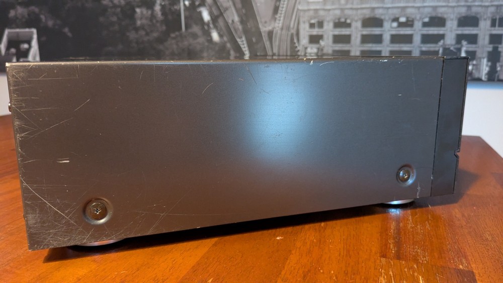 Technics SV-DA10 DAT Digital Audio Tape Deck (Powers on – For repair)