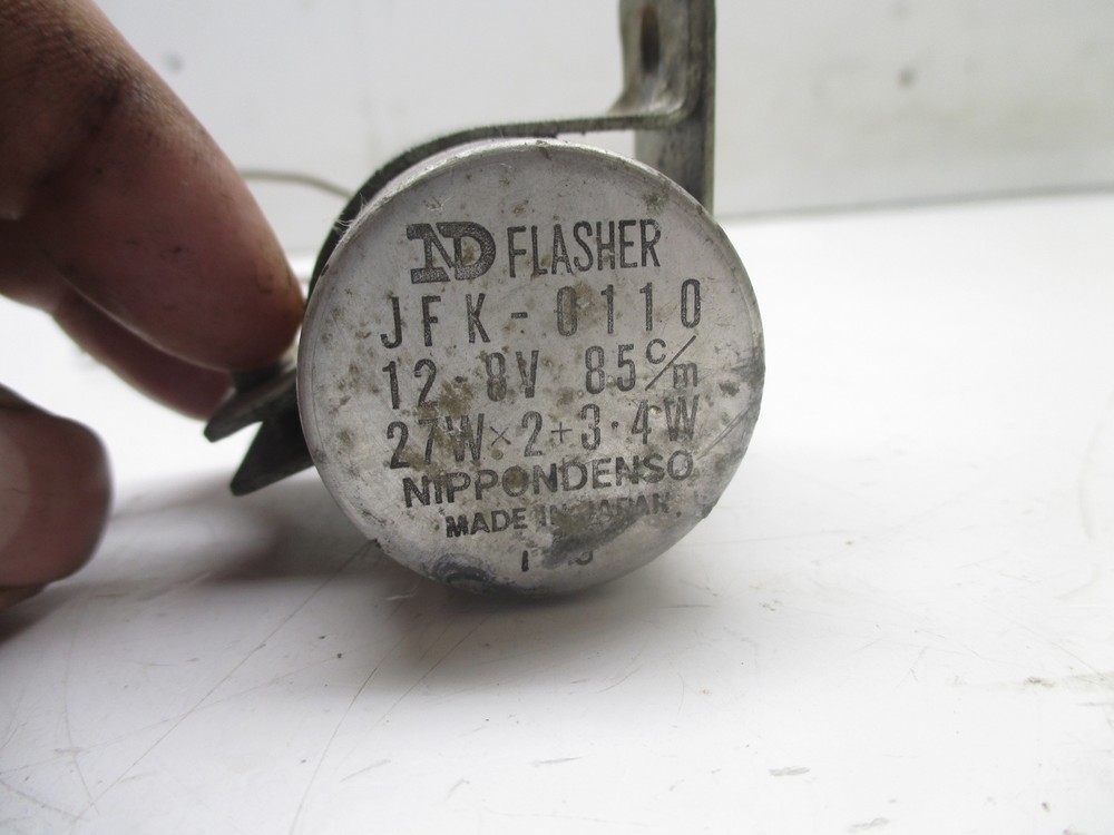 1970 YAMAHA R5 350CC FLASHER RELAY ASSEMBLY