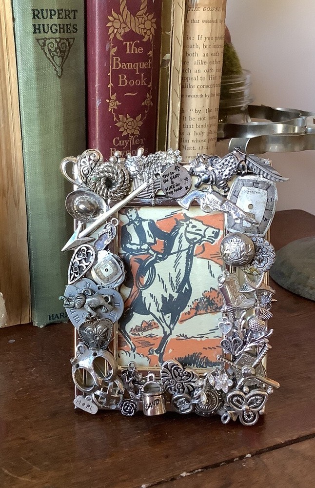 Mixed Material 4.5x4” Silver Charm/Trinket/Jewelry Frame
