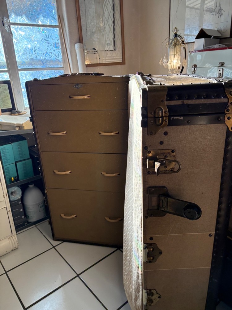 steamer trunk wardrobe 1920/1930s