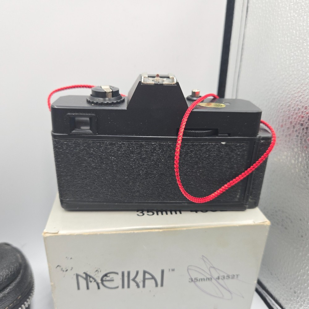 Huge Vintage camera lot - UNTESTED AS IS