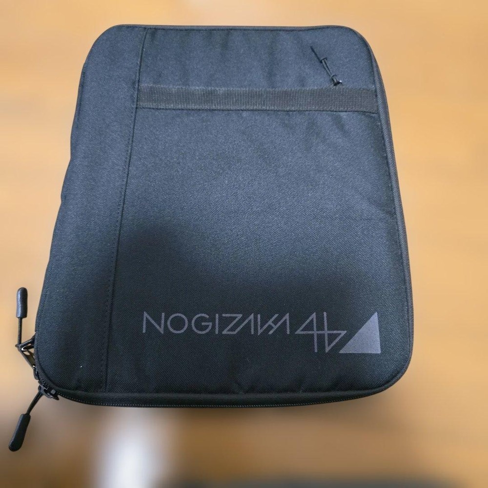 Nogizaka46 Gadget Case