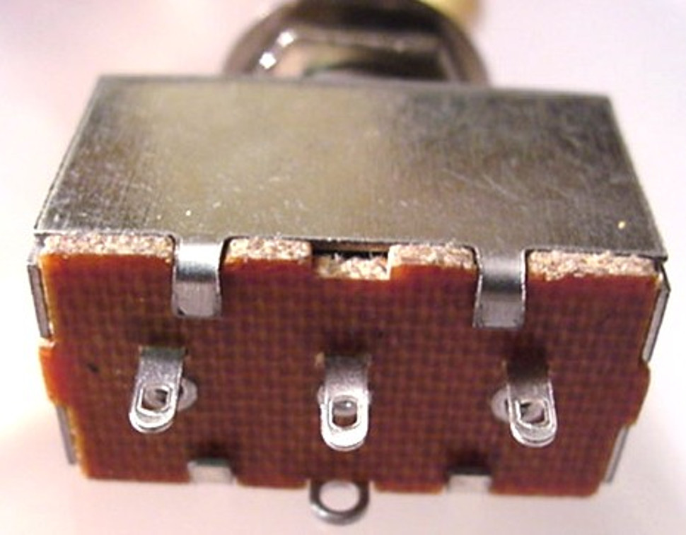 BOX STYLE 3 WAY TOGGLE SWITCH - ELECTRIC GUITAR - CREAM