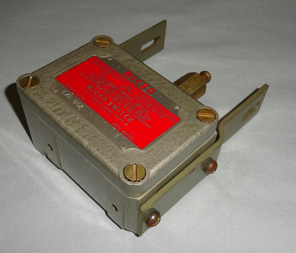 Microswitch EXD-Q62 Explosion Proof Switch EXDQ62 Micro NEW