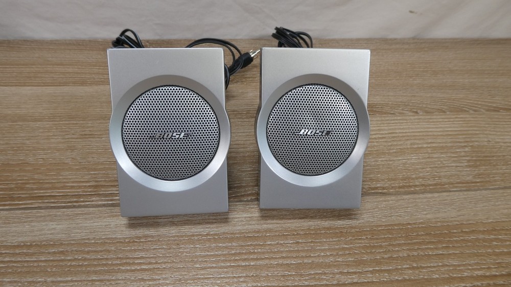 Bose Companion 3 Multimedia Speaker System Complete and working