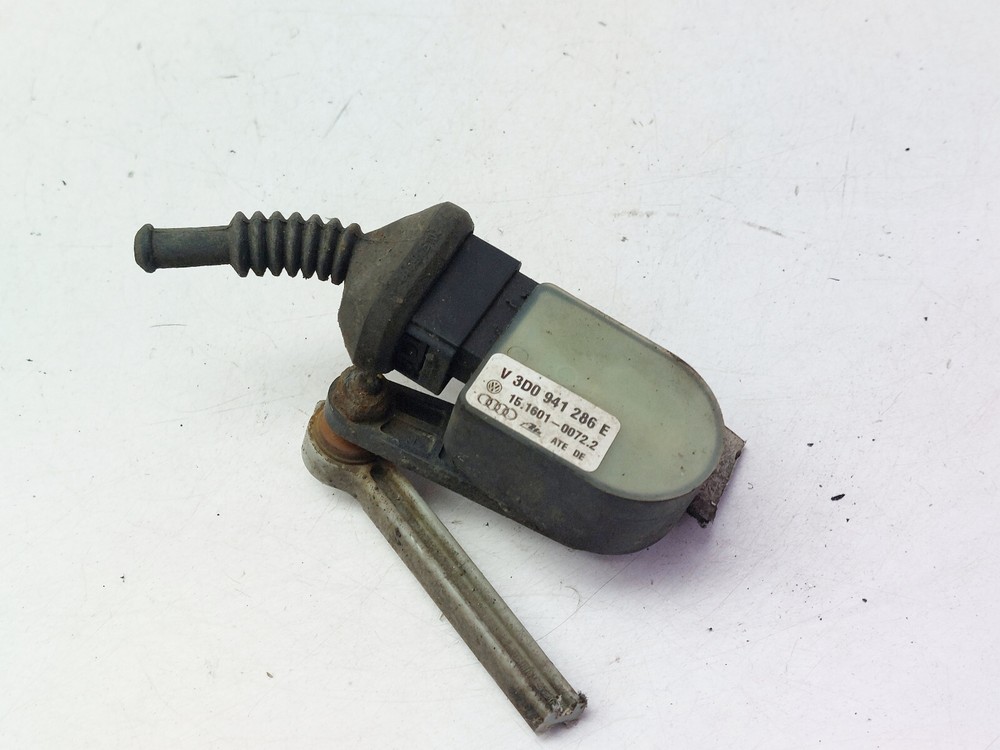 VOLKSWAGEN PHAETON HEIGHT LEVEL SENSOR 2012 3D0941286E