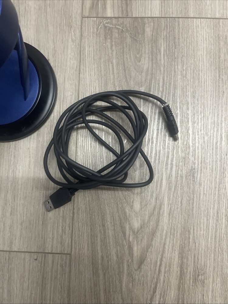 Blue Yeti USB Microphone Midnight Blue w/ Stand & Cables - Tested