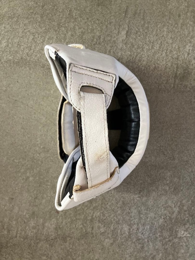 Winning M White FG-2300 Leather Headgear Open Face Type Used