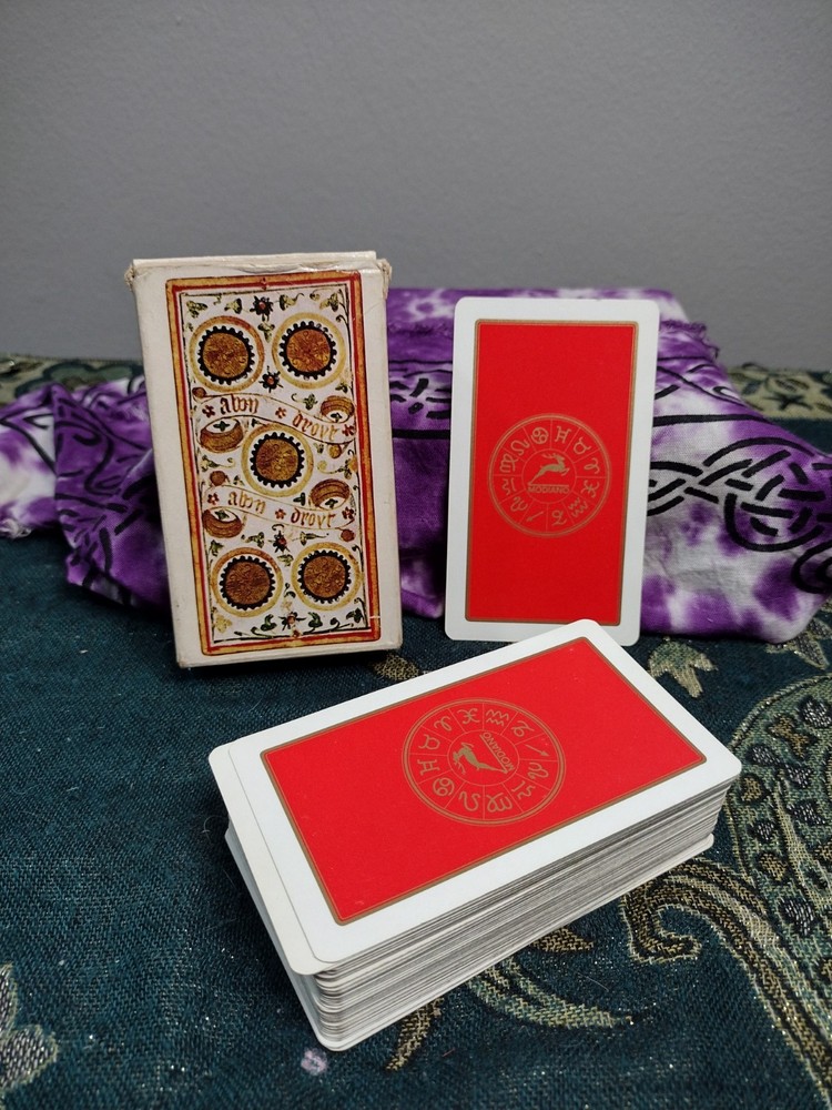 Cagliostro Modiano Tarot Special Edition