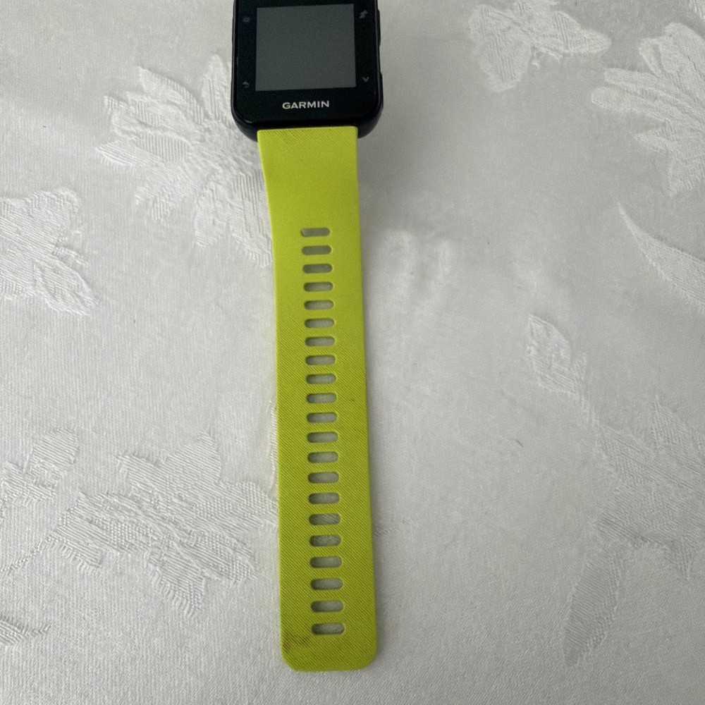 Garmin GPS Running Watch Yellow Heart Rate Sensor Clock. Untested