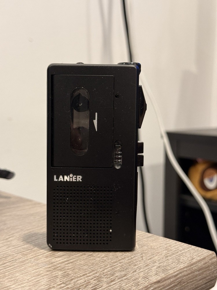 Lanier P165 Handheld Cassette Voice Recorder