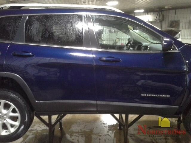 2015 Jeep Cherokee Driver Front Headrest Only Black Cloth