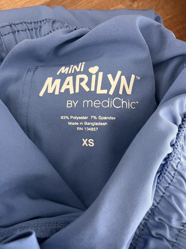 Mini Marlyn Ceil Blue Scrub Set XS