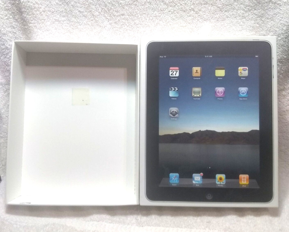 Apple iPad Box Only  Model MC349LL/A  Great Vintage Condition
