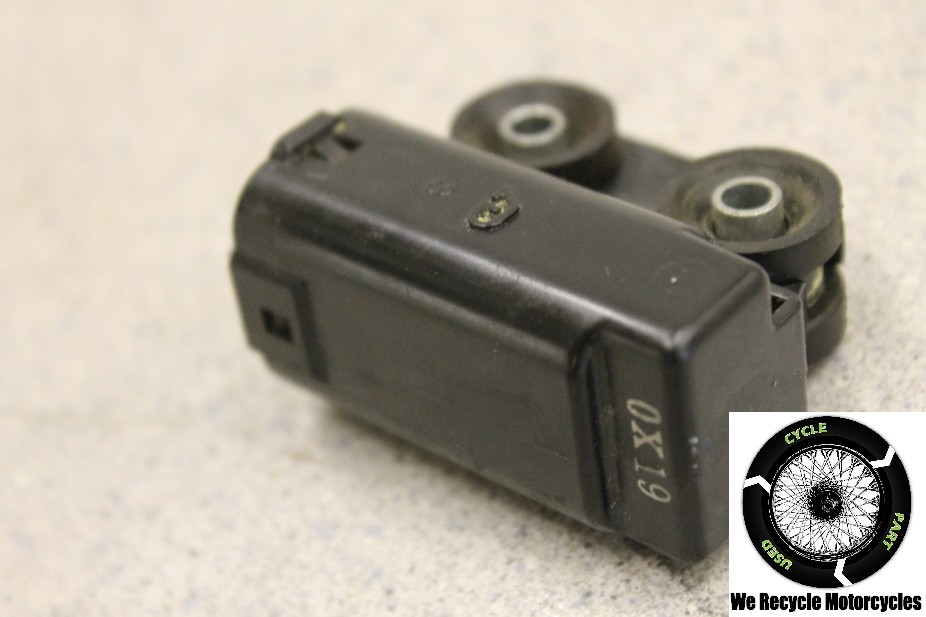 2011 TRIUMPH SPEED TRIPLE 1050 TIP OVER SENSOR TIP-OVER MODULE OEM 11