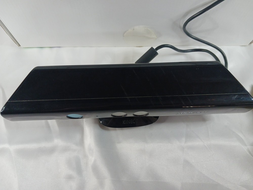 XBOX 360 KINECT Sensor Microsoft Open Box Game Not Included