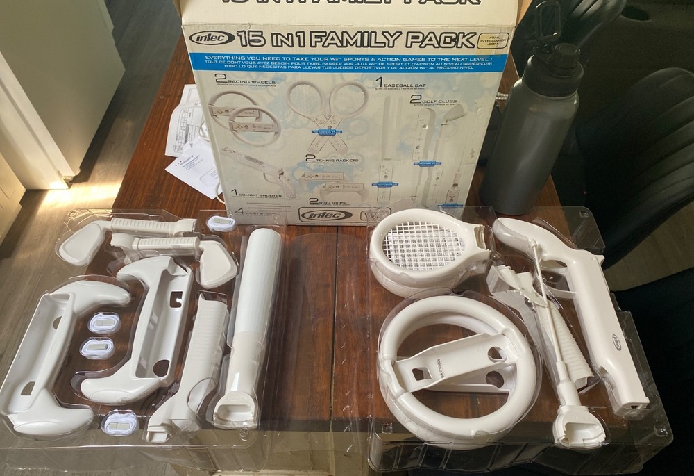 intec Nintendo wii 15 in 1 controller package. complete in box w/ instructions