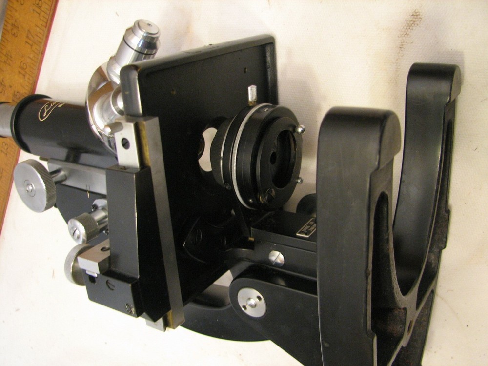 Vintage Lumiscope Optical Microscope/Case Oil 100X Objective Compound Stage Box