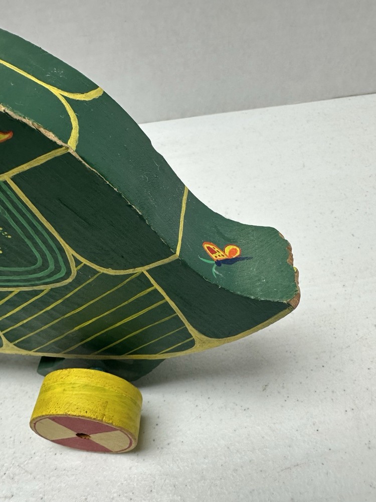 Vtg Green Handpainted Turtle Pull Along Toy