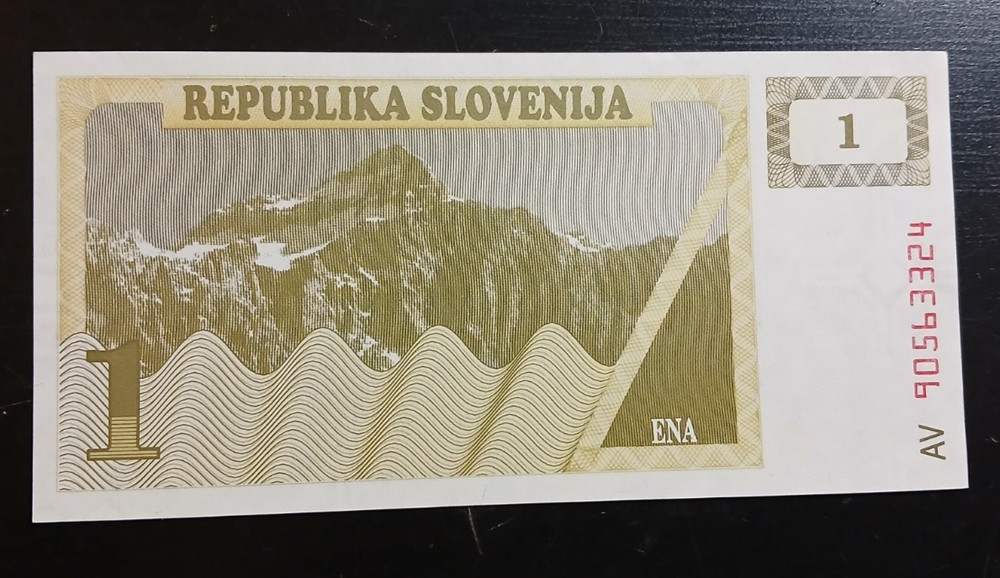 REPUBLIKA SLOVENIJA Note UNC.