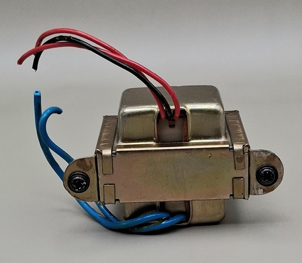 AudioSource - Model EQ Eight/Series II - Transformer.