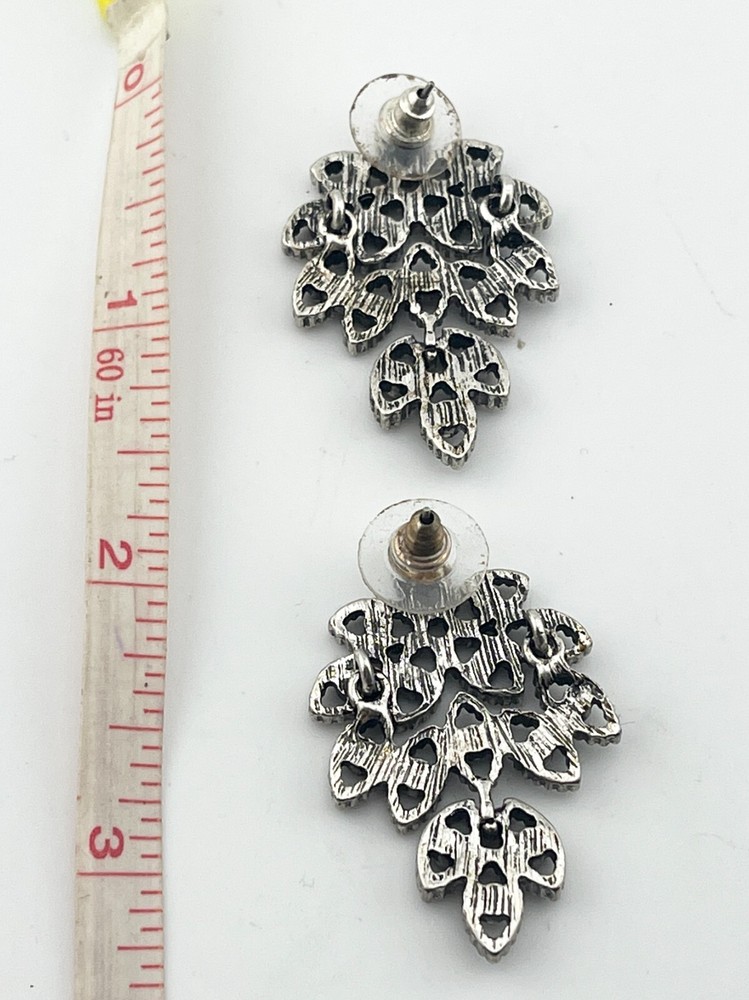 Vintage rhinestone leaf dangle drop earrings