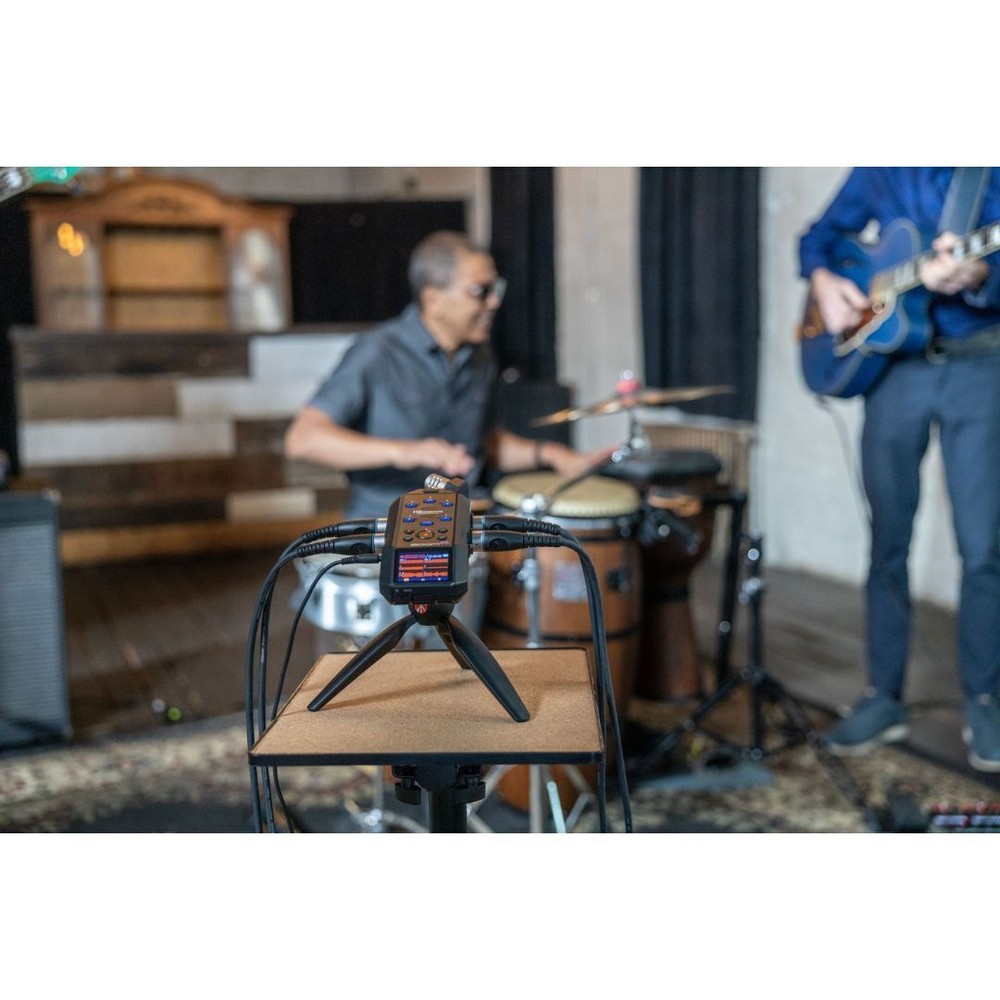 Zoom H6essential with 32-Bit Float and 6-Track Portable Recorder