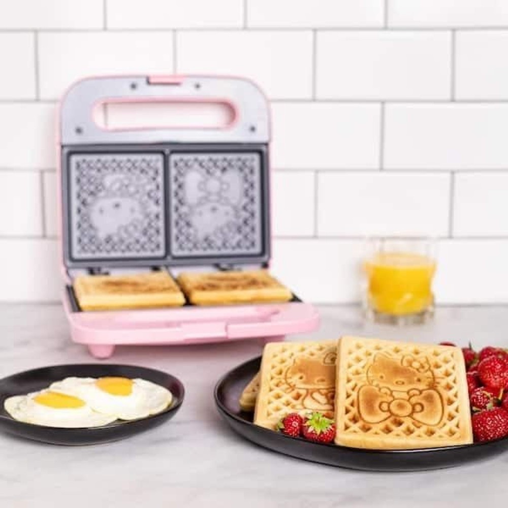 HELLO KITTY Pink Square Waffle Maker