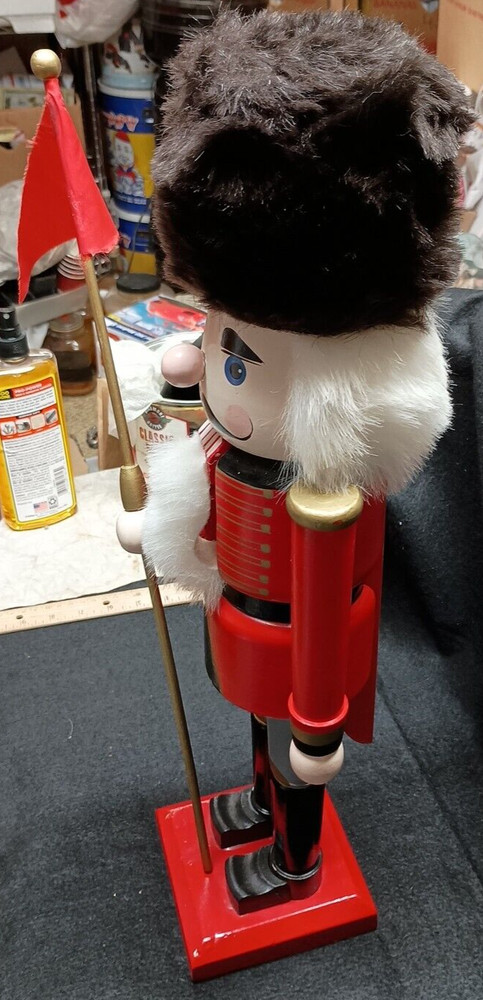 Big Bombay Nutcracker English Guard 20.5" tall 1994