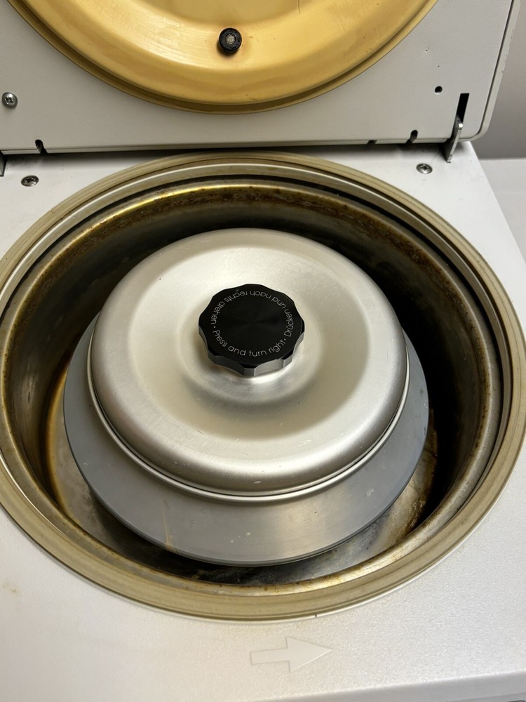 Eppendorf 5417R Refrigerated Centrifuge