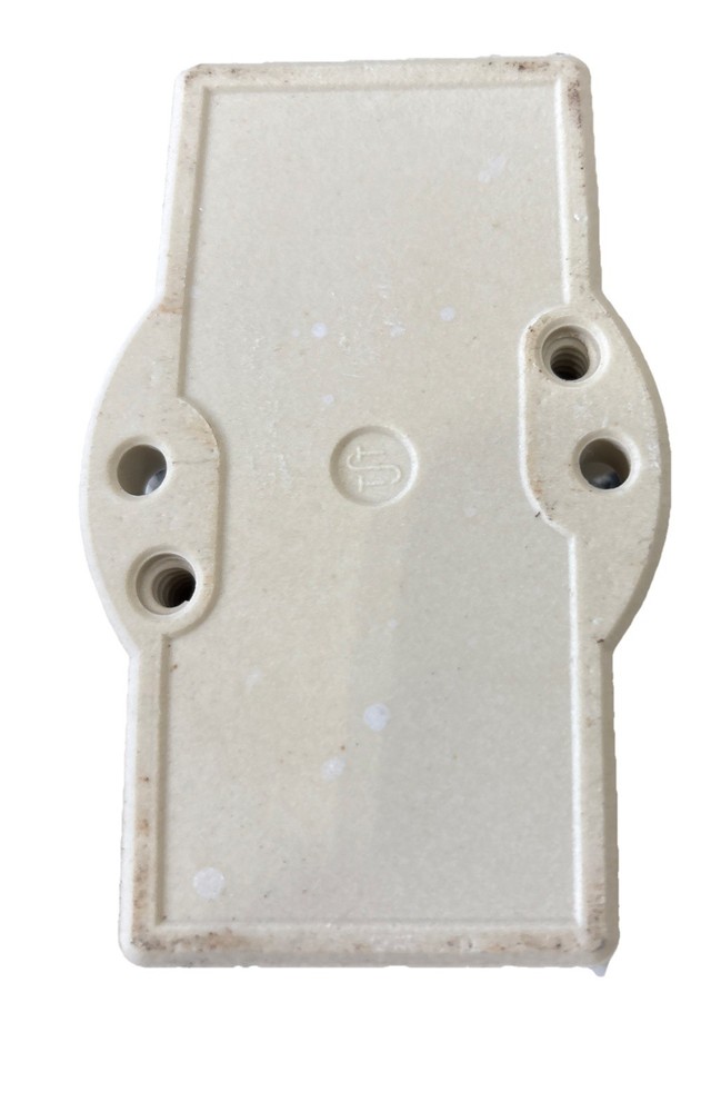 69372 Osram 1000V G38 Ceramic No Leads Single Bulb Socket B.E-QCG-38