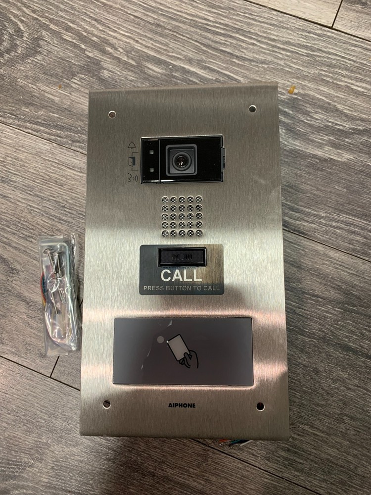 Aiphone IX-DF-HID Intercom station new in box, 2 available
