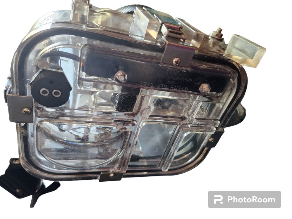 Ikelite Underwater Camera SLR Case/Housing 300 Ft. Depth Untested