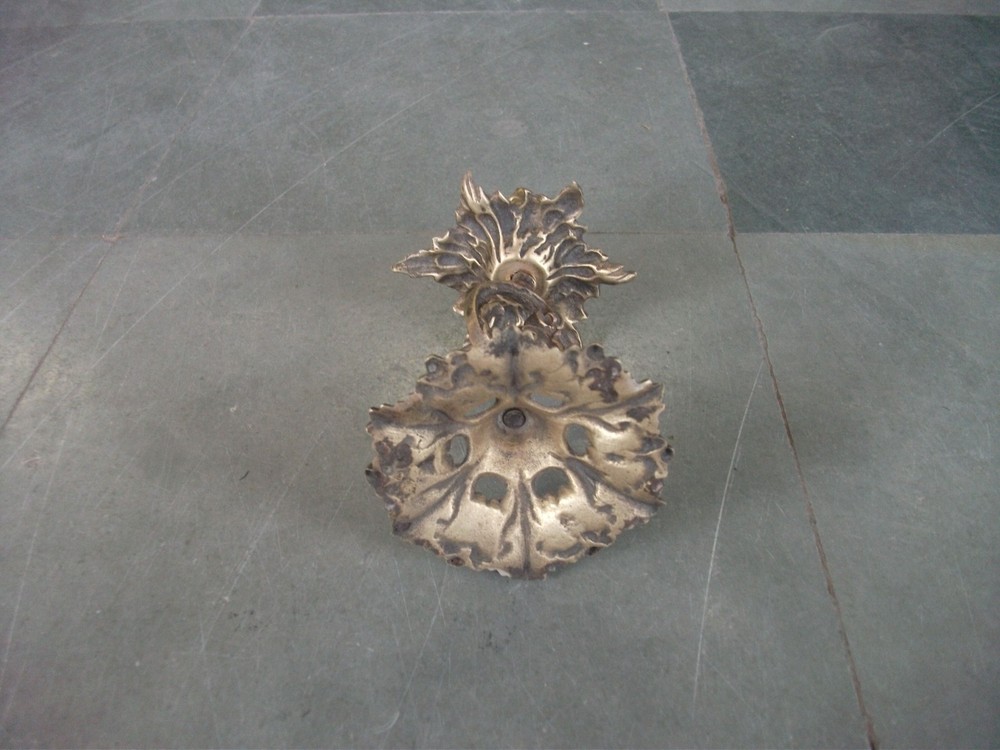 Vintage Brass Handcrafted Solid Unique Shape Engraved Dhoop Stand