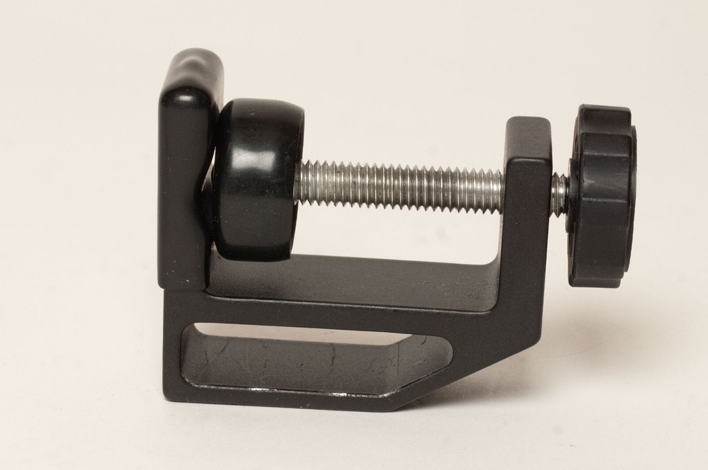 Exc Quantum Pole Mounting Clamp for Battery Packs QBC