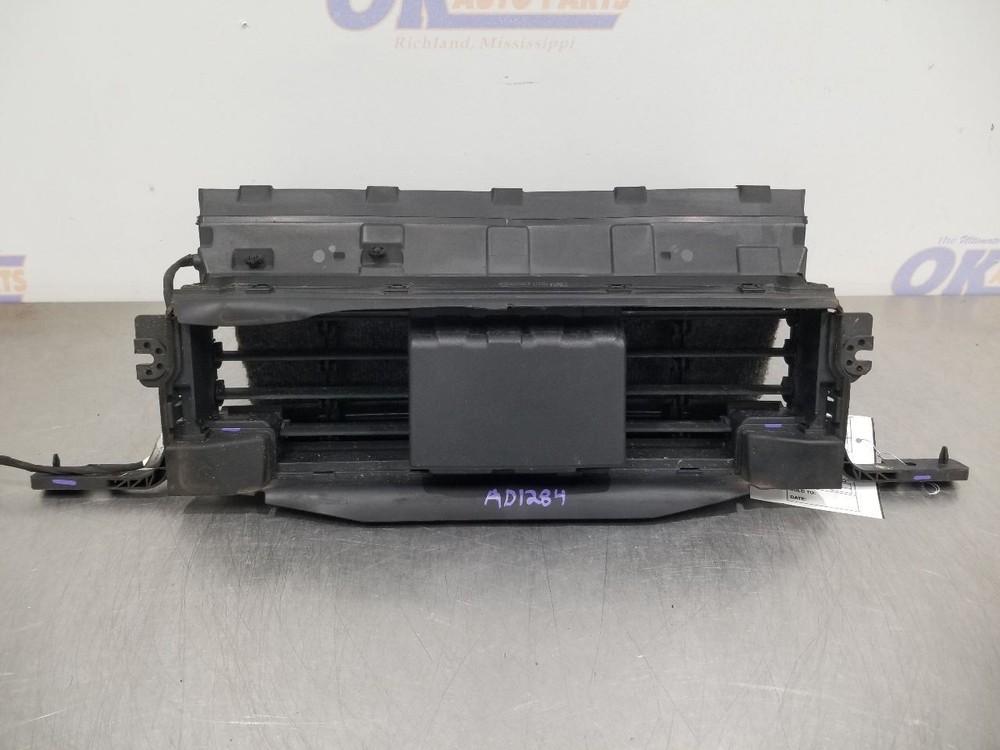 22 FORD BRONCO 2.3L LOWER AIR SHUTTER