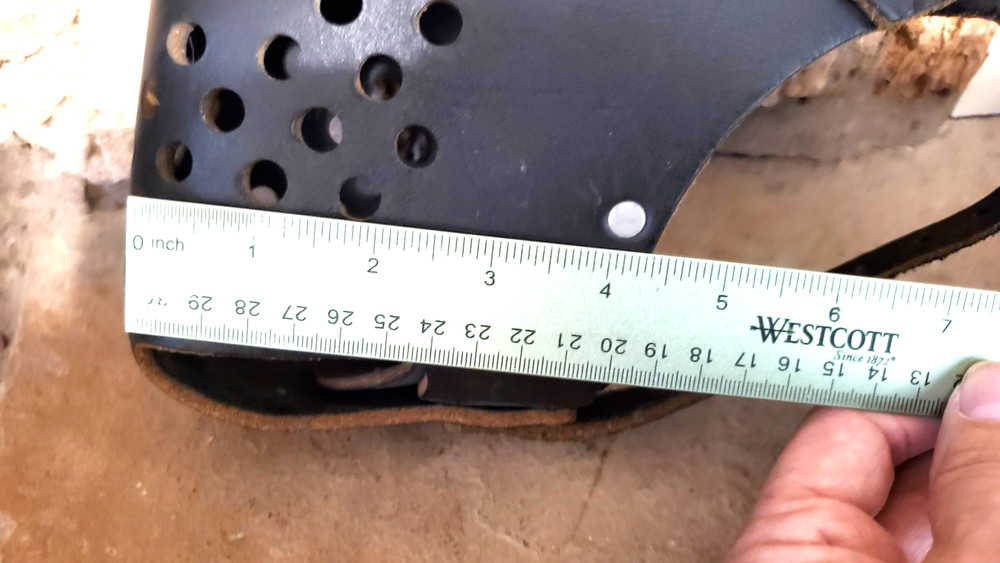 Ray Allen RamLite Handcrafted Black Latigo Leather Size #4 Muzzle