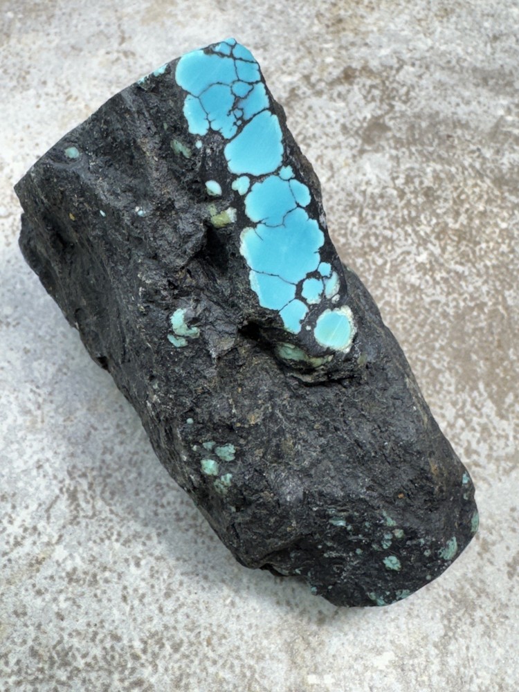 Hubei turquoise rough , solid spiderwebs nuggets in blue color tight pattern