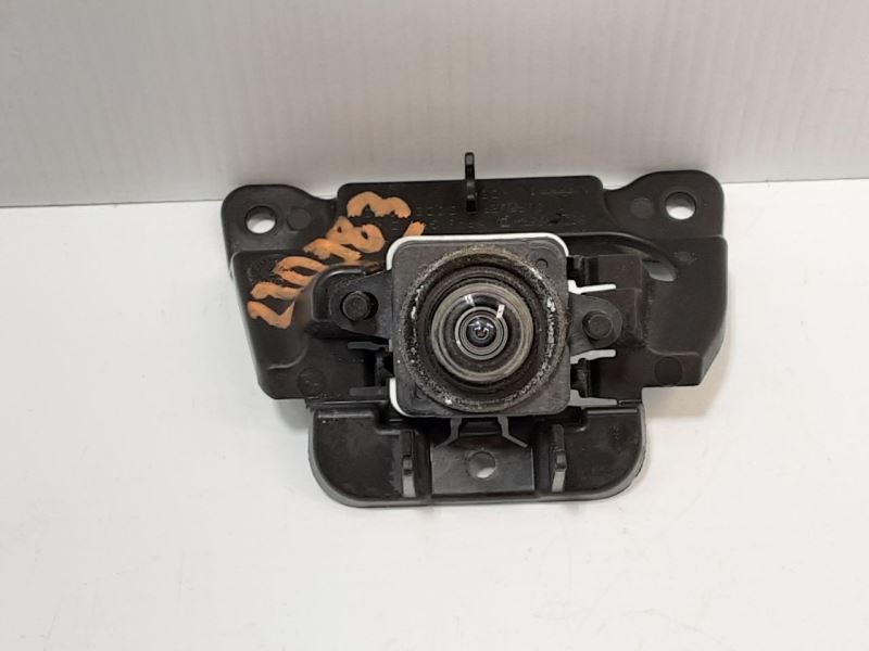 Camera/Projector Camera Rear Parkview Fits 19 CHEROKEE 2612979