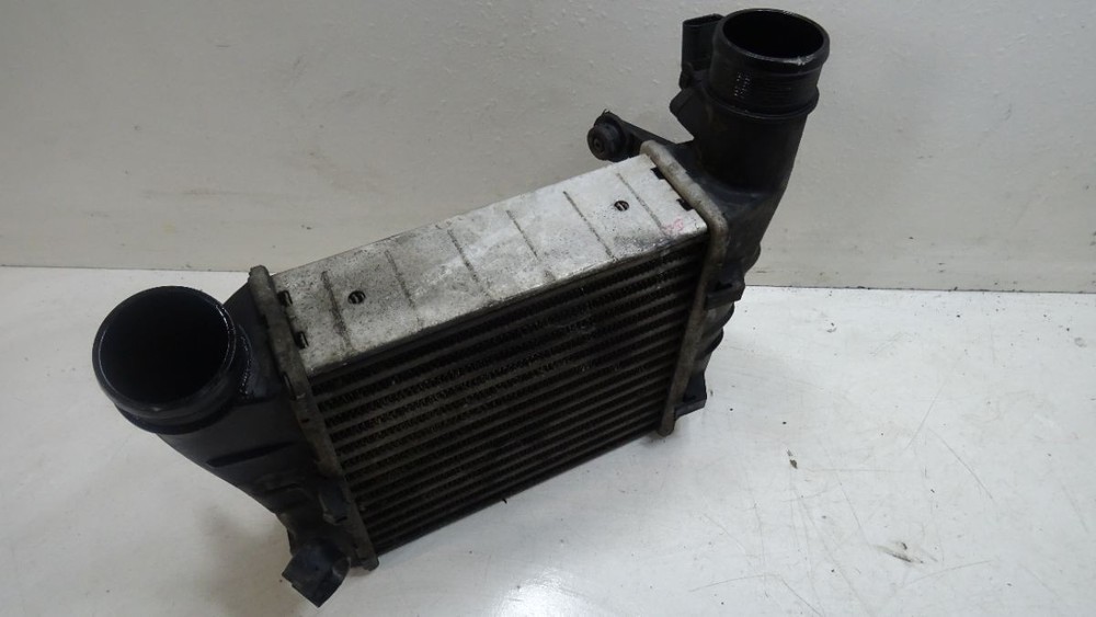 SEAT EXEO (2011) INTERCOOLER 2.0 TDI 8E0145805AA