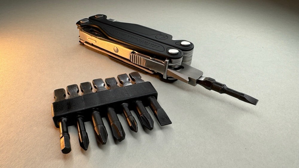 Leatherman Pictured 1/4" socket adapter + BIT DRIVER EXTENDER